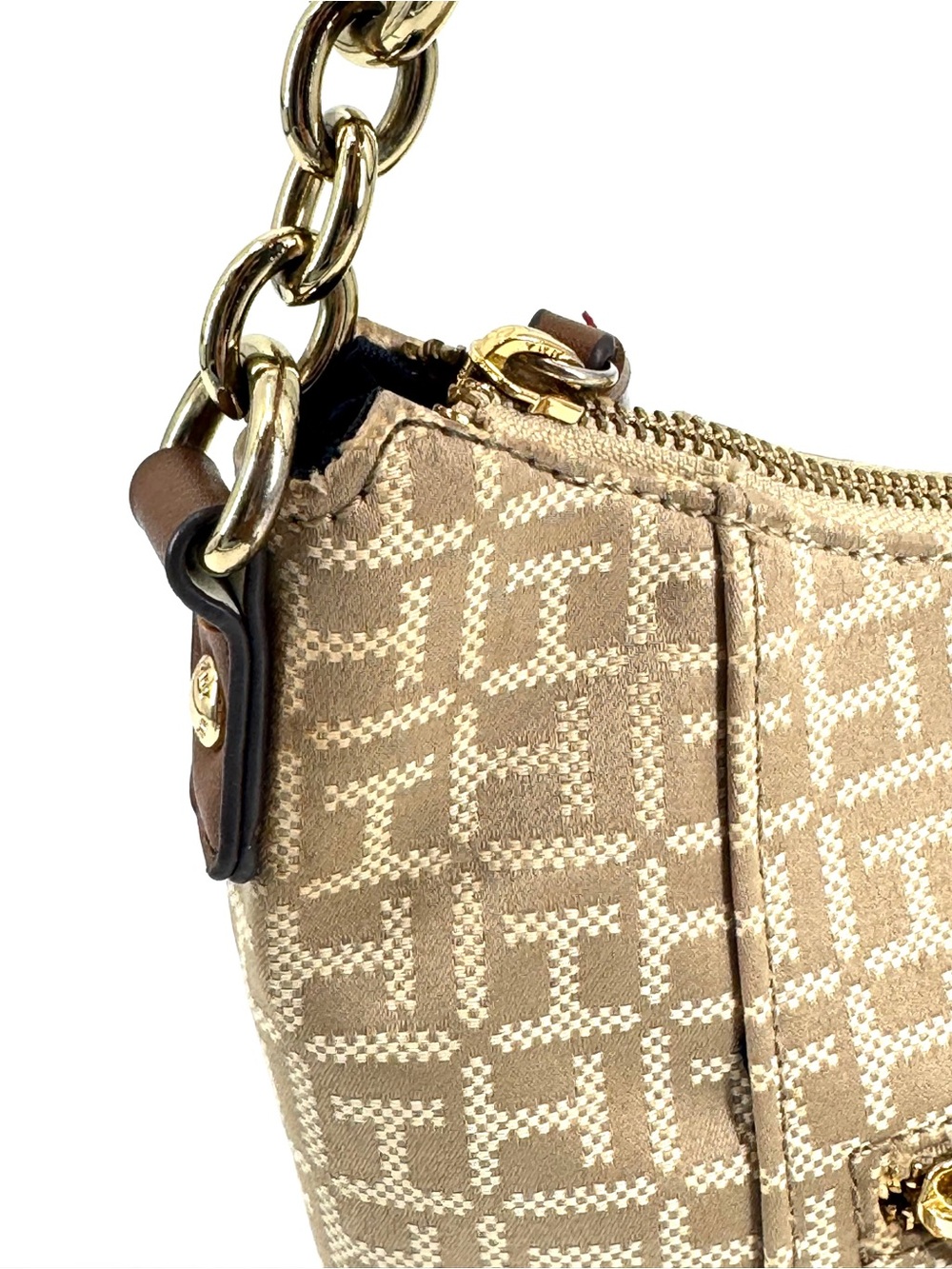 Tommy Hilfigure Monogram Coated Canvas Shoulder Bag - Picture 10 of 11